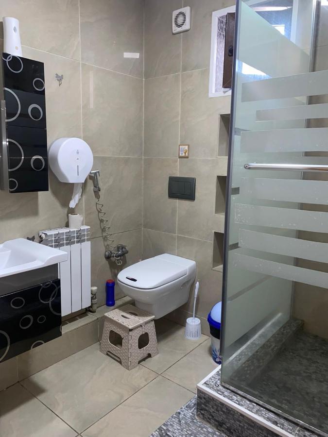 Room Hostel Dostyk Almaty Exterior foto