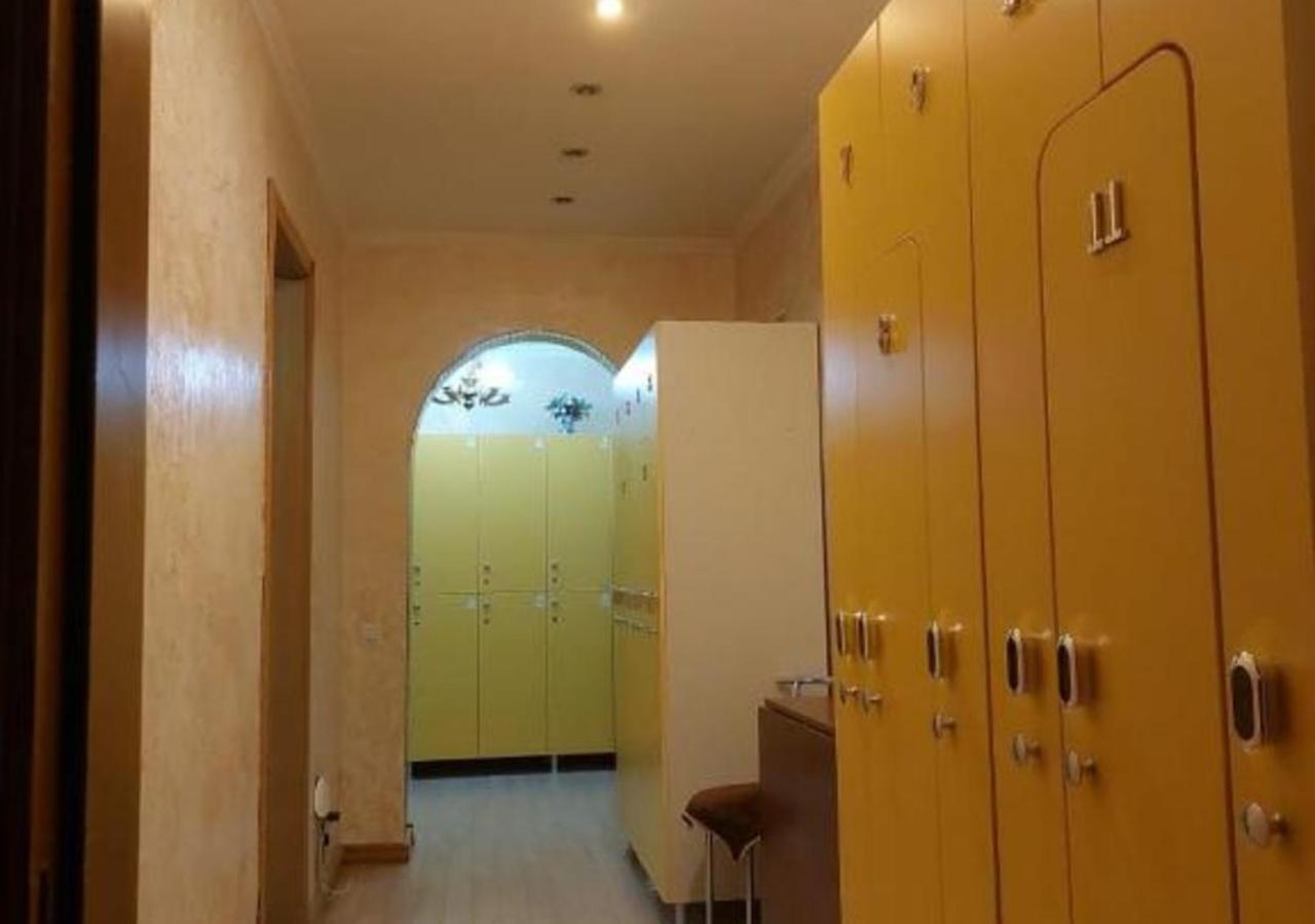 Room Hostel Dostyk Almaty Exterior foto