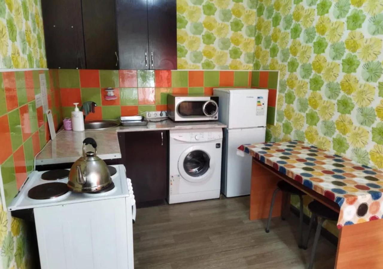 Room Hostel Dostyk Almaty Exterior foto